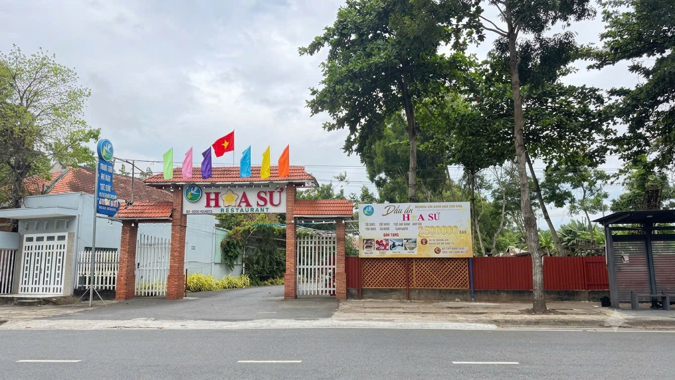 Giới thiệu về Nhà Hàng Hoa Sứ